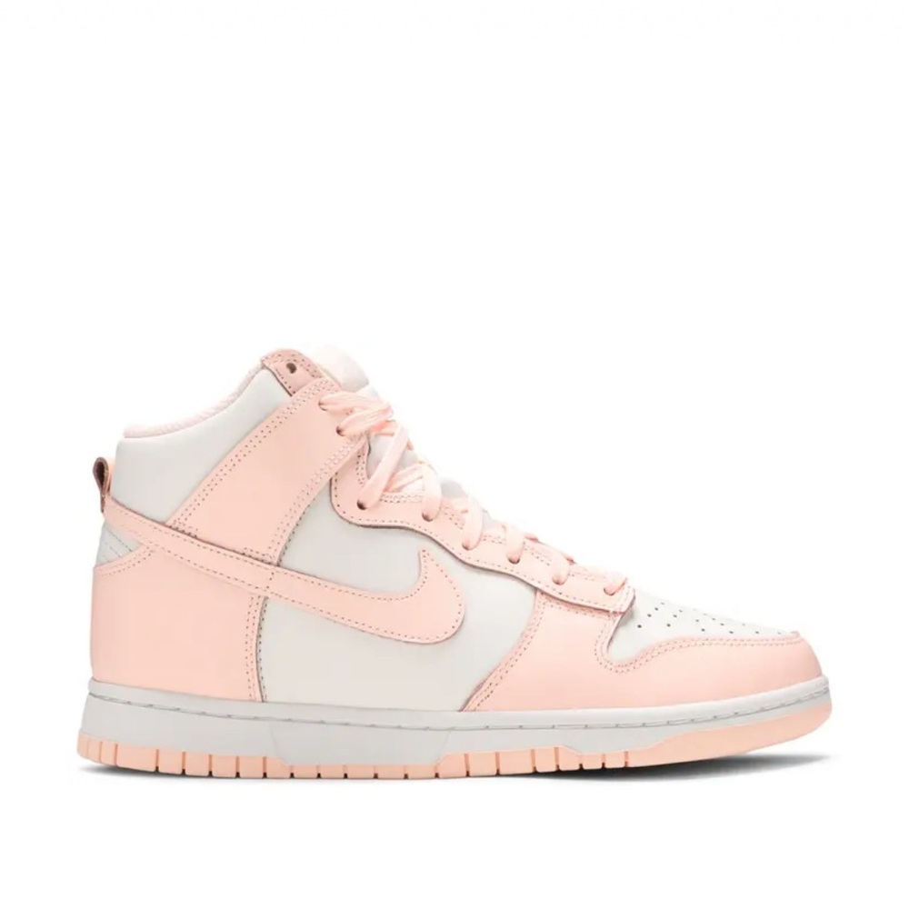 2021 Nike Wmns Dunk High 'Crimson Tint' Lace Up Sneakers size 8